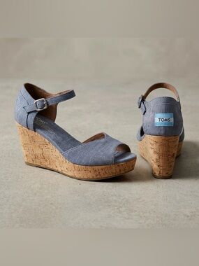 Toms Denim & Cork Wedges *Like New!*